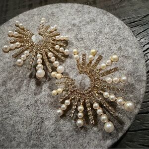 C-spoke rhinestone pearl statement earrings.